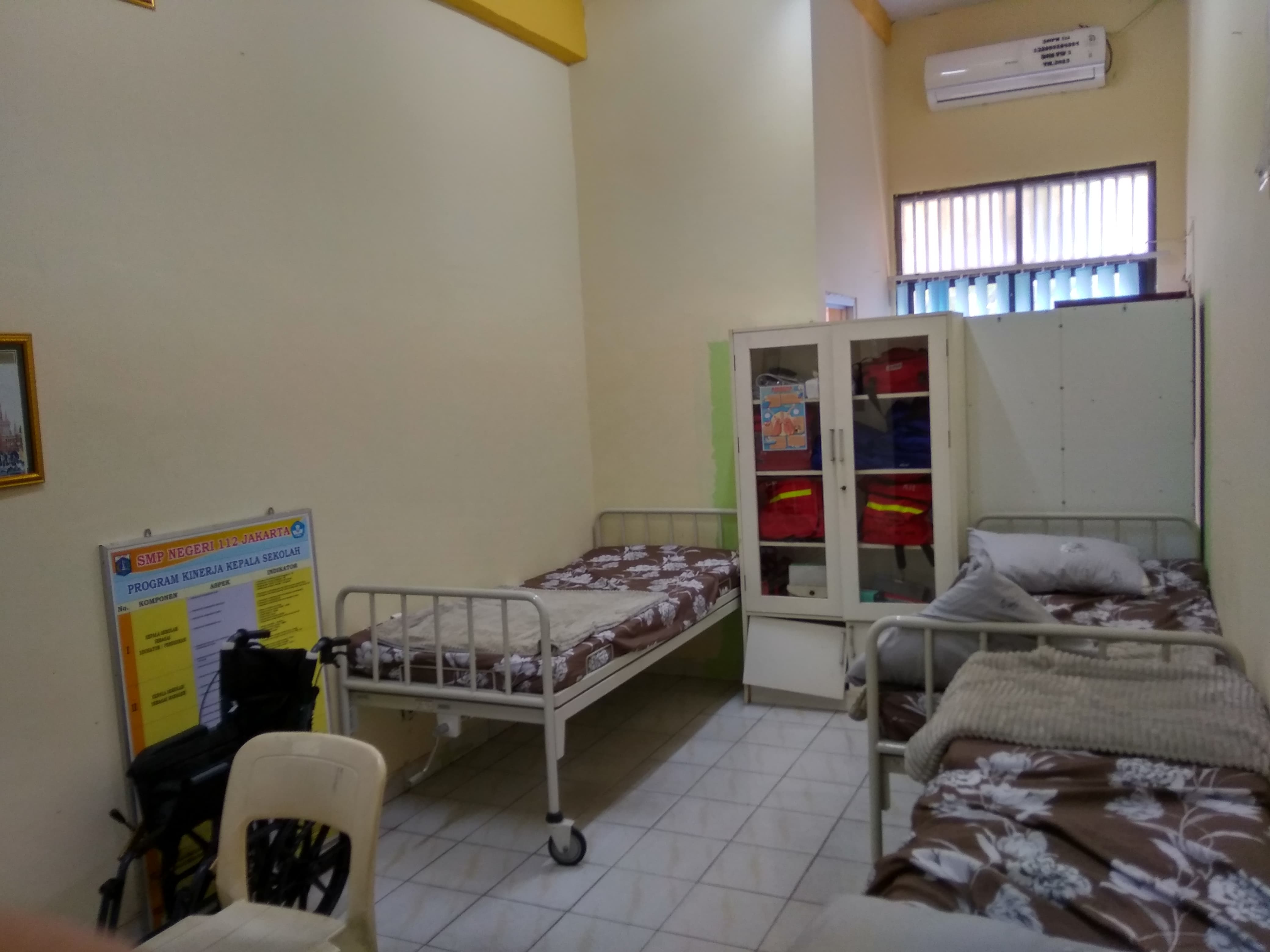 Unit Kesehatan Sekolah (UKS)